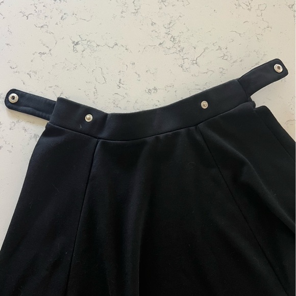EUC New Look Black Elastic Waist Pleated A-Line Skater Mini Skirt Size UK 6 US 2 - Picture 5 of 10